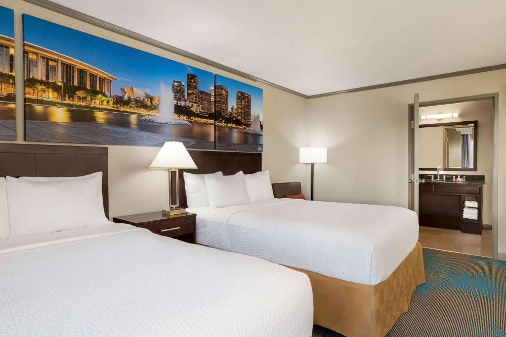 Studio Suite with Two Queen Beds - Non-Smoking interior